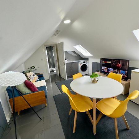 Cosy 3 Bed Apartment Near Birmingham Airport & Nec Perfect For Groups & Contractors! Εξωτερικό φωτογραφία