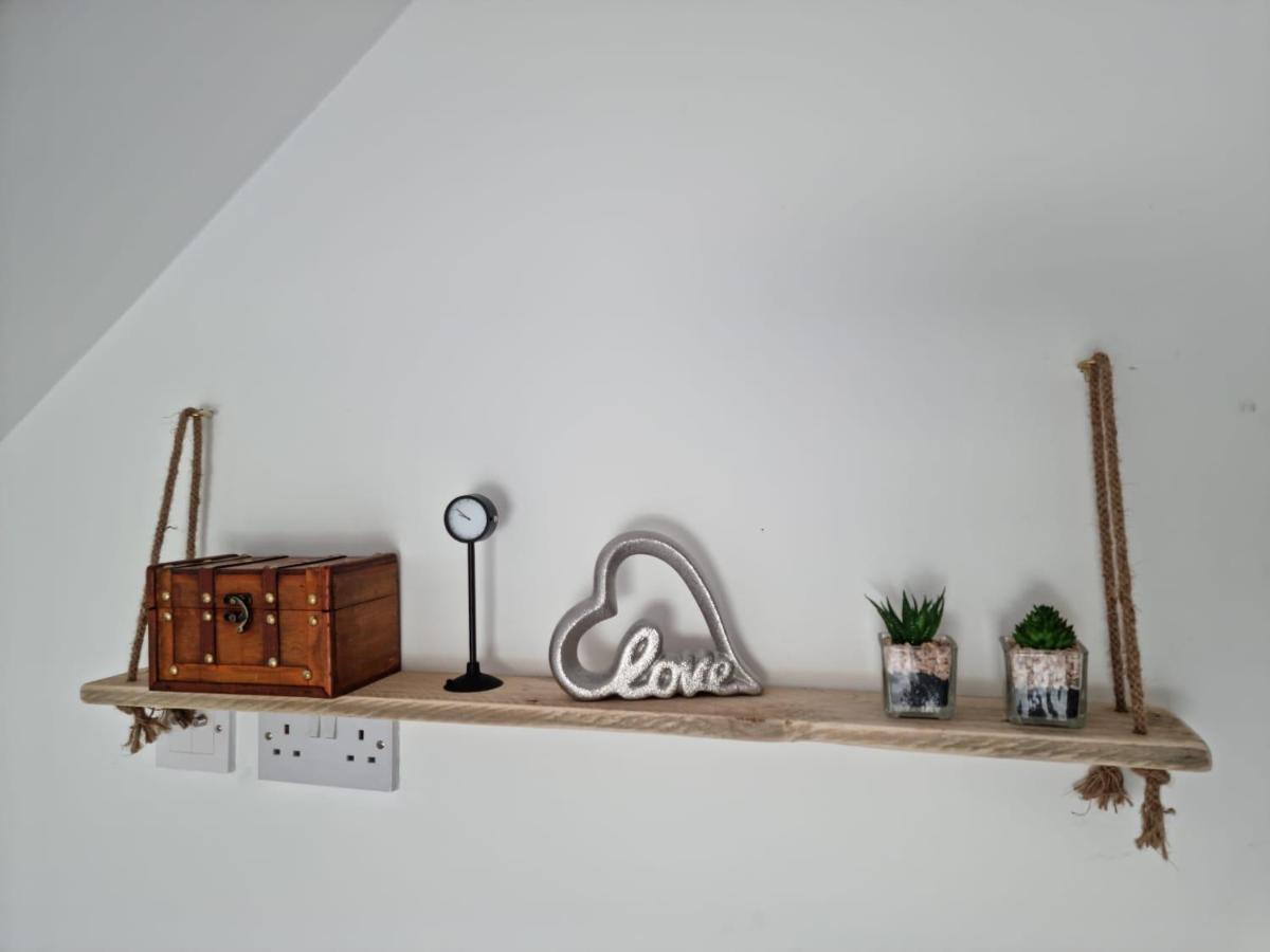 Cosy 3 Bed Apartment Near Birmingham Airport & Nec Perfect For Groups & Contractors! Εξωτερικό φωτογραφία