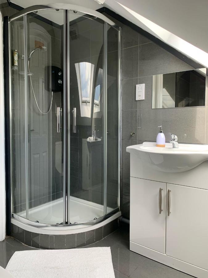 Cosy 3 Bed Apartment Near Birmingham Airport & Nec Perfect For Groups & Contractors! Εξωτερικό φωτογραφία
