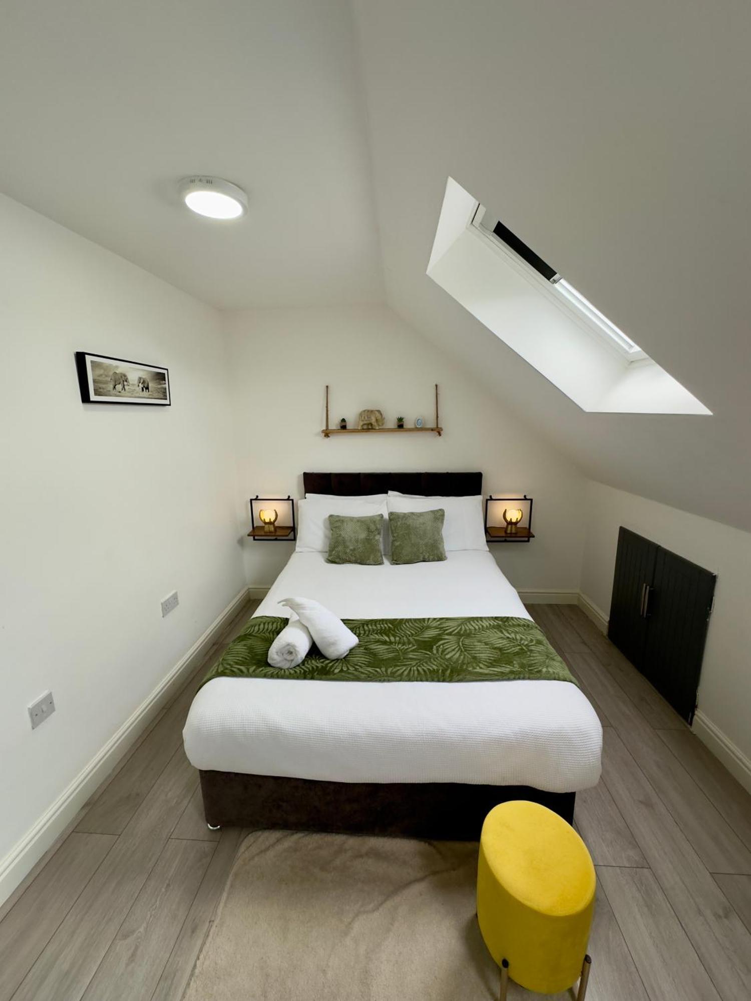 Cosy 3 Bed Apartment Near Birmingham Airport & Nec Perfect For Groups & Contractors! Εξωτερικό φωτογραφία